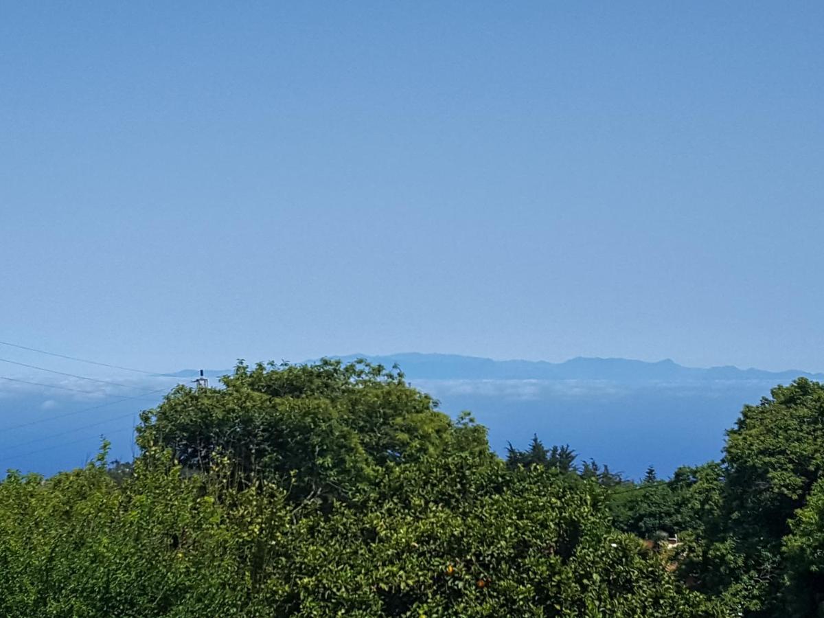 Maison Mialon: Country House Amidst Of Nature La Esperanza  Esterno foto